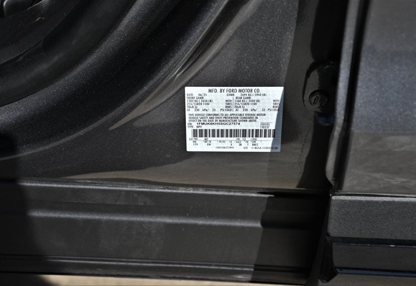 2025 Ford Explorer ST-LINE - Photo 23