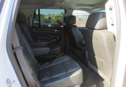 2017 GMC Yukon - Thumbnail 29