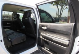 2017 Toyota Tundra 4WD - Thumbnail 29