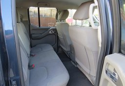 2018 Nissan Frontier - Thumbnail 30