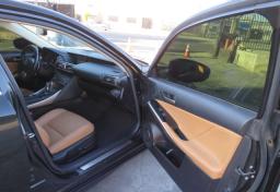 2020 Lexus IS - Thumbnail 21