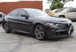 2018 Alfa Romeo Giulia - Thumbnail 4