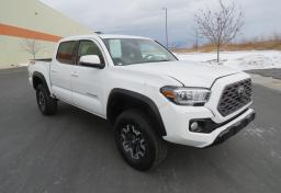 2022 Toyota Tacoma - Thumbnail 2