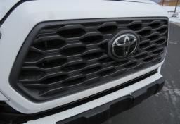 2022 Toyota Tacoma - Thumbnail 25