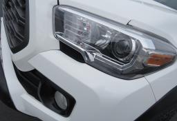 2022 Toyota Tacoma - Thumbnail 23