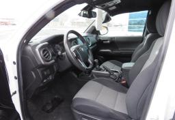 2022 Toyota Tacoma - Thumbnail 34