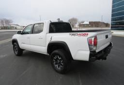 2022 Toyota Tacoma - Thumbnail 8