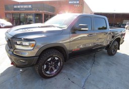 2019 Ram 1500 - Thumbnail 2