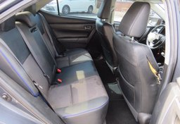 2018 Toyota Corolla - Thumbnail 19