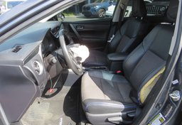 2018 Toyota Corolla - Thumbnail 27