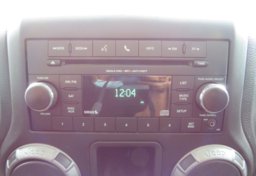 2017 Jeep Wrangler Unlimited - Thumbnail 34