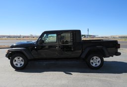 2020 Jeep Gladiator - Thumbnail 9