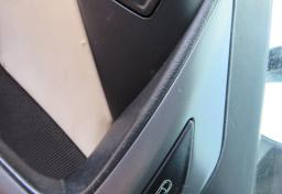 2017 BMW i8 - Thumbnail 34