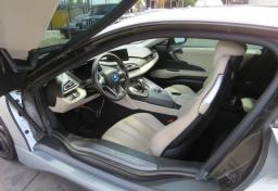 2017 BMW i8 - Thumbnail 22