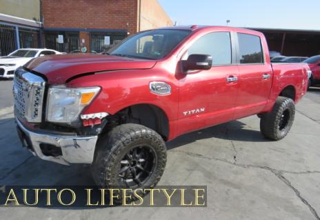 Picture of 2017 Nissan Titan