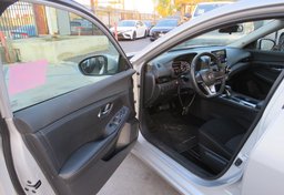 2021 Nissan Sentra - Thumbnail 19