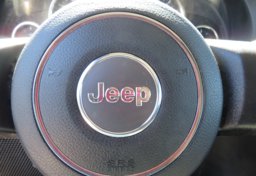 2016 Jeep Wrangler Unlimited - Thumbnail 30