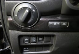 2018 Nissan Titan XD - Thumbnail 35