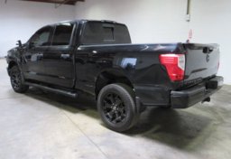 2018 Nissan Titan XD - Thumbnail 7