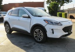 2020 Ford Escape - Thumbnail 3