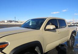 2017 Toyota Tacoma - Thumbnail 13