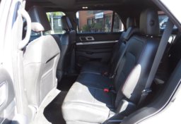 2019 Ford Explorer - Thumbnail 32