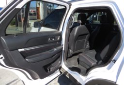 2019 Ford Explorer - Thumbnail 24