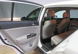 2020 Kia Sportage - Thumbnail 23