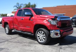 2014 Toyota Tundra 4WD Truck - Thumbnail 4