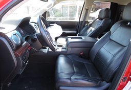 2014 Toyota Tundra 4WD Truck - Thumbnail 26