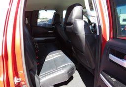 2014 Toyota Tundra 4WD Truck - Thumbnail 33