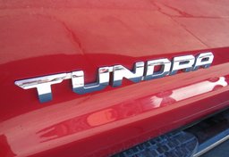 2014 Toyota Tundra 4WD Truck - Thumbnail 21