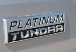 2020 Toyota Tundra 4WD - Thumbnail 17