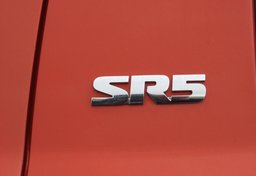 2018 Toyota Tundra 4WD - Thumbnail 26