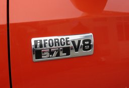 2018 Toyota Tundra 4WD - Thumbnail 31