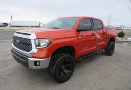 2018 Toyota Tundra 4WD - Thumbnail 3