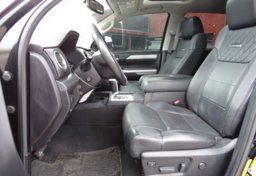 2014 Toyota Tundra 4WD Truck - Thumbnail 25