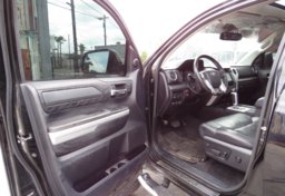 2014 Toyota Tundra 4WD Truck - Thumbnail 21