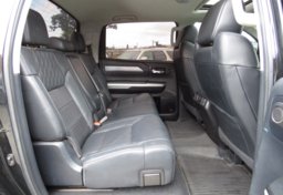 2014 Toyota Tundra 4WD Truck - Thumbnail 30