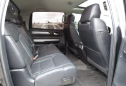 2014 Toyota Tundra 4WD Truck - Thumbnail 32