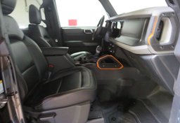 2023 Ford Bronco - Thumbnail 24