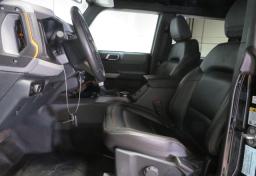 2023 Ford Bronco - Thumbnail 23