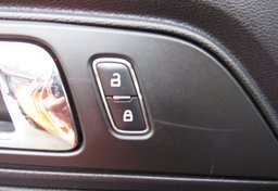 2015 Ford Mustang - Thumbnail 32