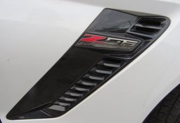 2016 Chevrolet Corvette - Thumbnail 31