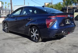 2016 Toyota Mirai - Thumbnail 8