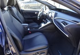 2016 Toyota Mirai - Thumbnail 27