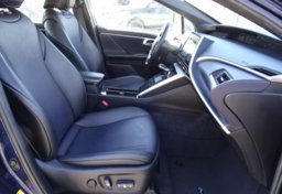 2016 Toyota Mirai - Thumbnail 25