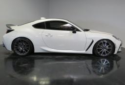 2022 Toyota GR86 - Thumbnail 5