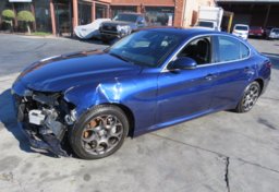 2017 Alfa Romeo Giulia - Thumbnail 2