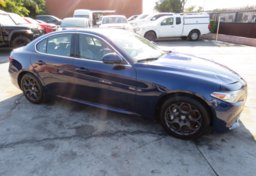 2017 Alfa Romeo Giulia - Thumbnail 1